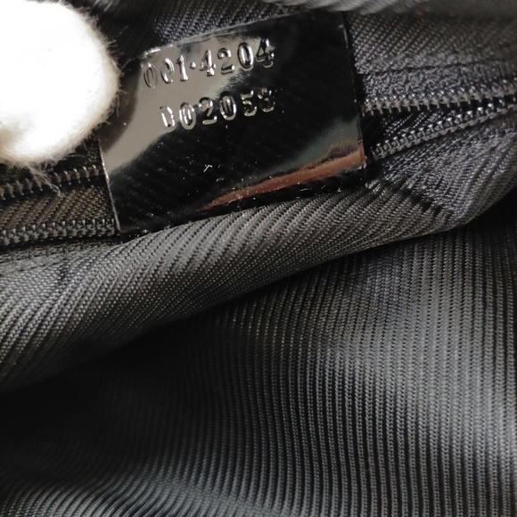 GUCCI • AUTHENTIC Y2K VINTAGE MONOGRAM CANVAS/PATENT LEATHER BUCKET SHOULDER BAG - Picture 9 of 11